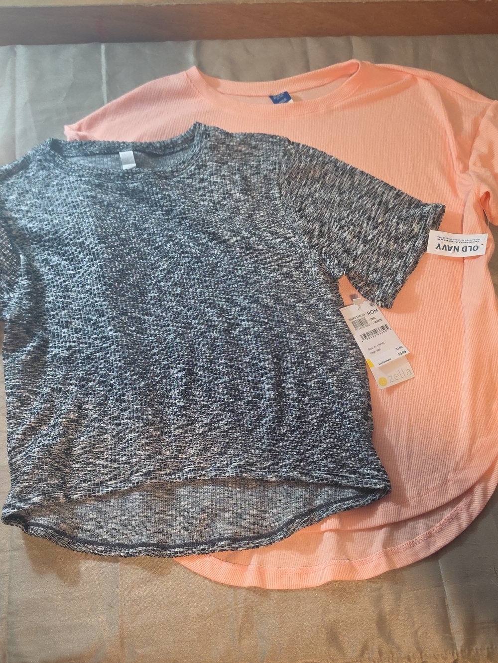 Old Navy Peach Short-Sleeve Tee and Heathered Gray Knit Top - Kids